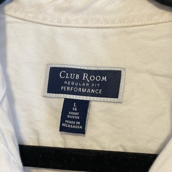 Club Room | Regular Fit Performance White Short Sleeve Button Down - Picture 3 of 5